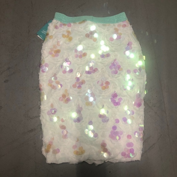 Disney princess sequins and white skirt Size medium - Picture 6 of 13